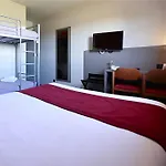 Hotel The Originals City, Les Bruyeres, Dax Nord Castets