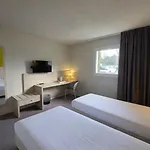 Hotel The Originals City, Les Bruyeres, Dax Nord Castets