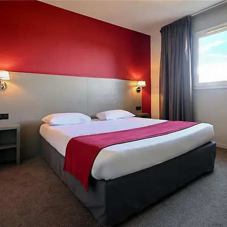 Отель The Originals City, Les Bruyeres, Dax Nord 3*