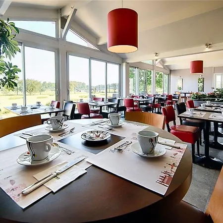 ホテル The Originals City, Les Bruyeres, Dax Nord カステ