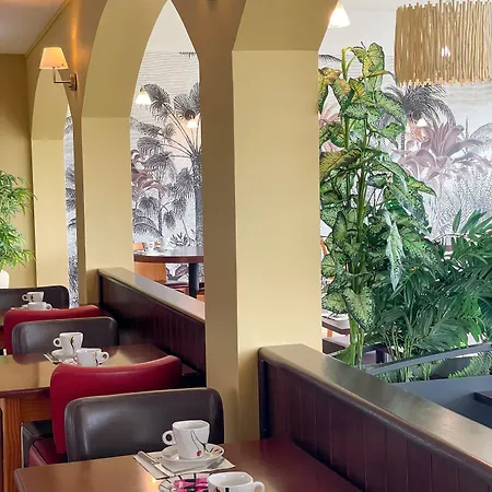 The Originals City, Les Bruyeres, Dax Nord 3* カステ