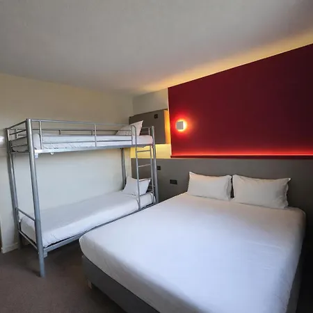 Отель The Originals City, Les Bruyeres, Dax Nord 3*