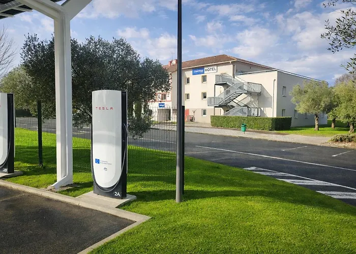 The Originals City, Les Bruyeres, Dax Nord Ξενοδοχείο Castets